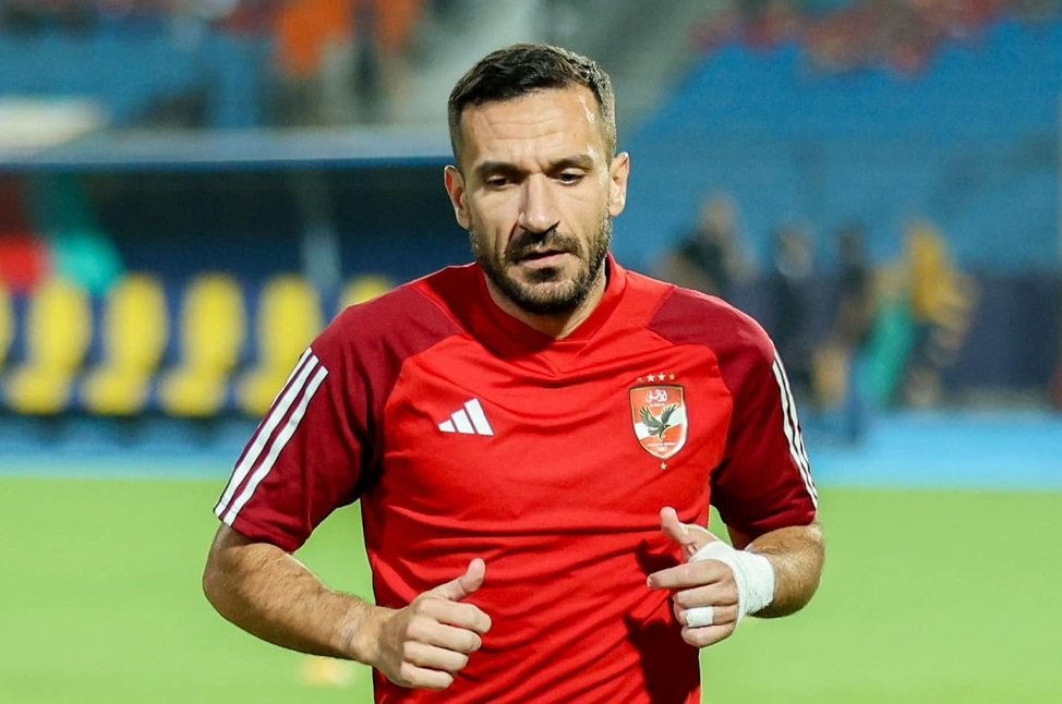شرط مالي يعجل برحيل علي معلول عن الأهلي