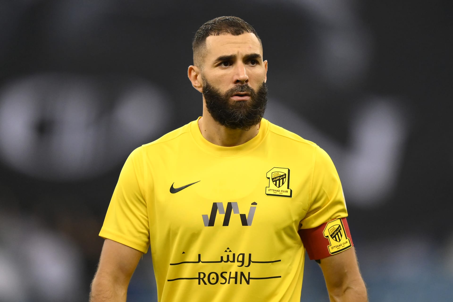 شكوك حول مشاركة بنزيما في مباراة الاتحاد والهلال بالدوري السعودي
