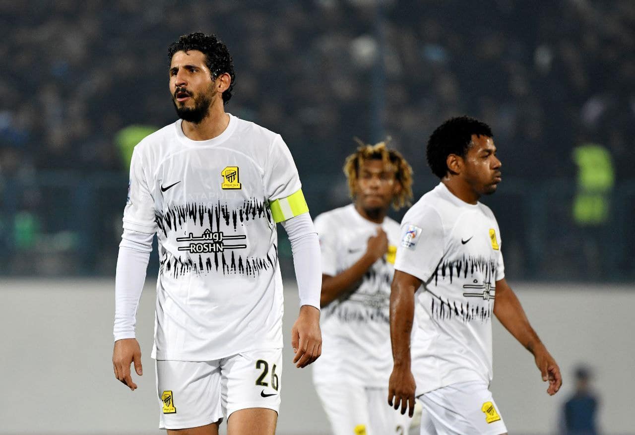 معلق مباراة الإتحاد ونافباخور نامانجان