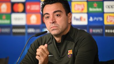 إدارة برشلونة تنقذ تشافي من الغياب عن مباراة ريال مدريد