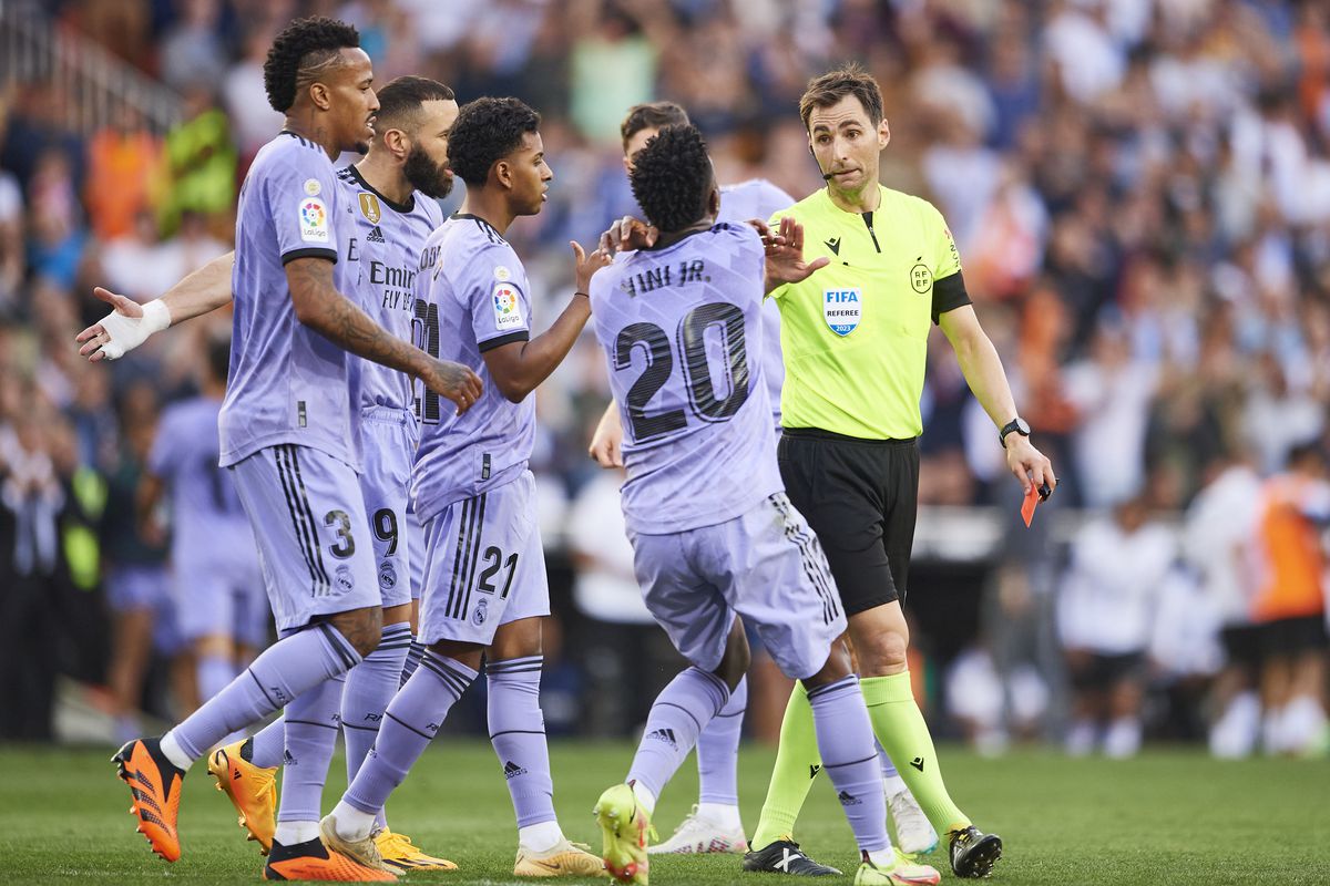 معلق مباراة ريال مدريد وفالنسيا اليوم