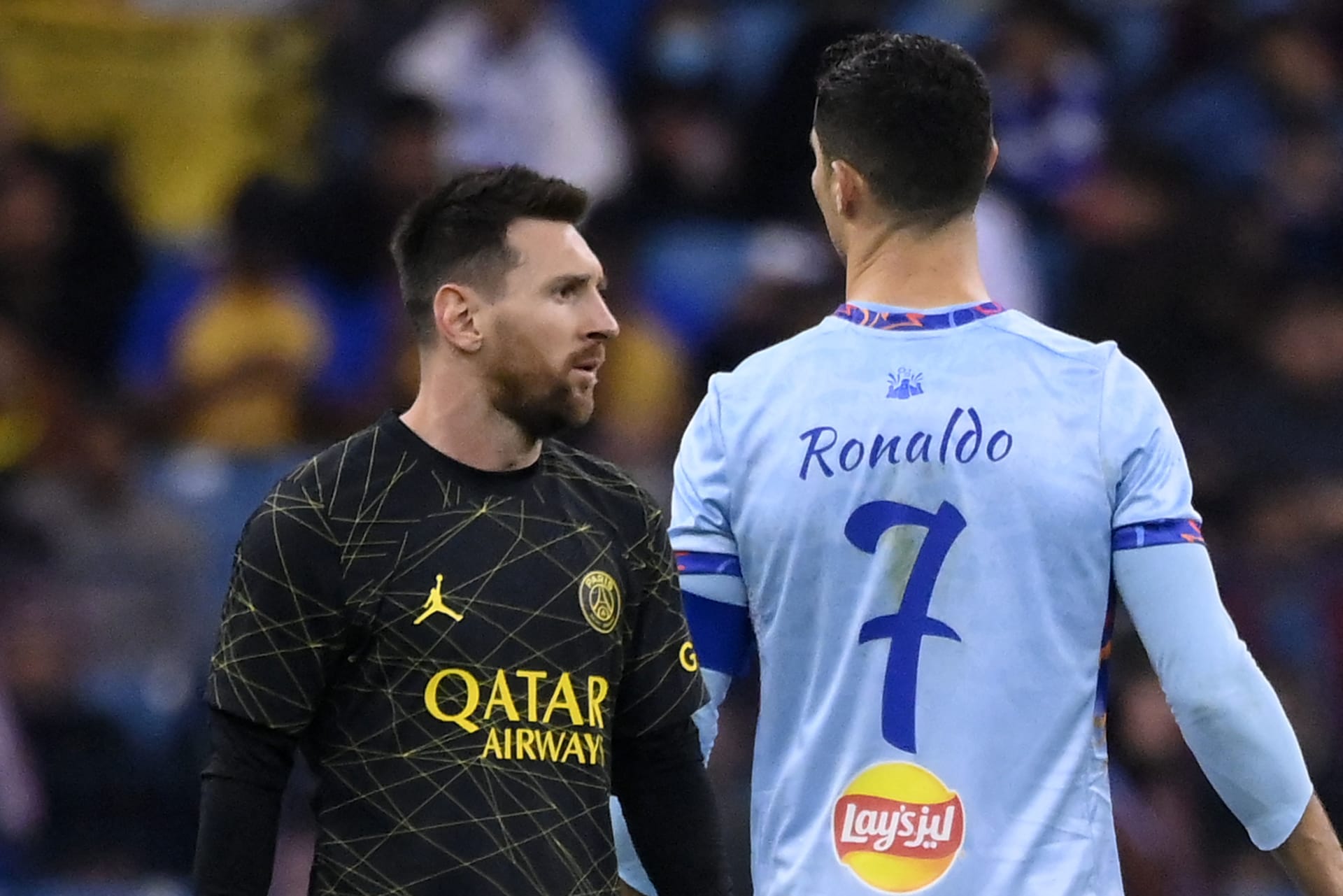هل كان ميسي مهووسا بمنافسة رونالدو؟