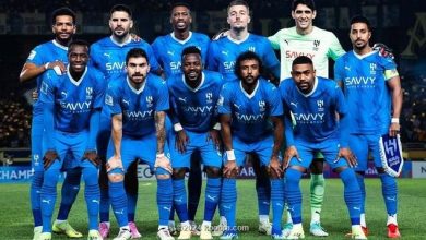 تشكيل الهلال أمام العين