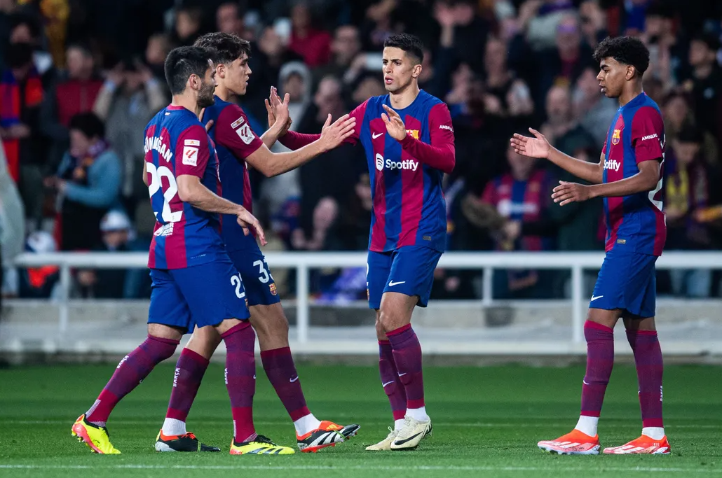 تشكيل برشلونة الرسمي أمام ريال مدريد اليوم