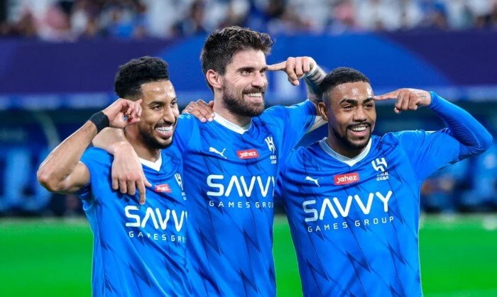 القنوات الناقلة للهلال والفتح