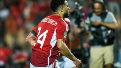 نجم الزمالك يسخر من محمد عبدالمنعم مدافع الأهلي