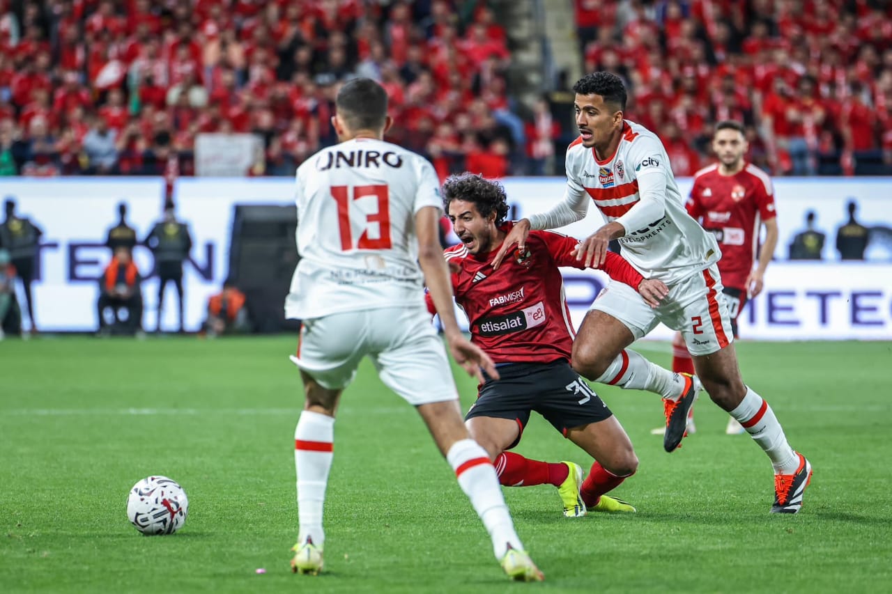 كاف يصدم الأهلي والزمالك قبل مباراة نهائى كأس السوبر الإفريقي