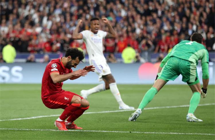 يتصدر محمد صلاح عناوين الصحافة العالمية خلال الأيام الماضية، في ظل التكهناك الكبيرة حول مستقبل اللاعب مع نادي ليفربول الإنجليزي.